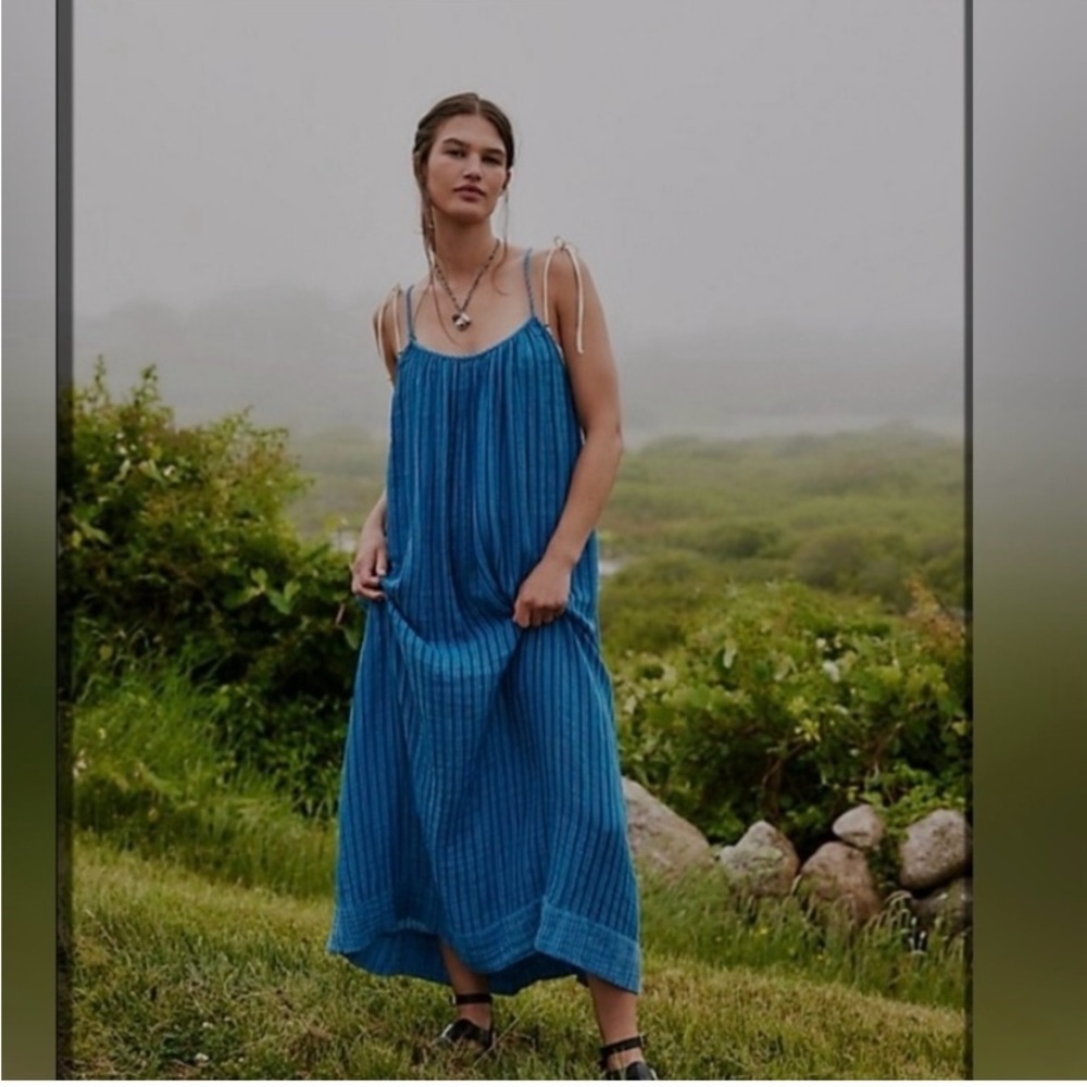 Free People Rio Reversible Midi - NWOT. Size Small
